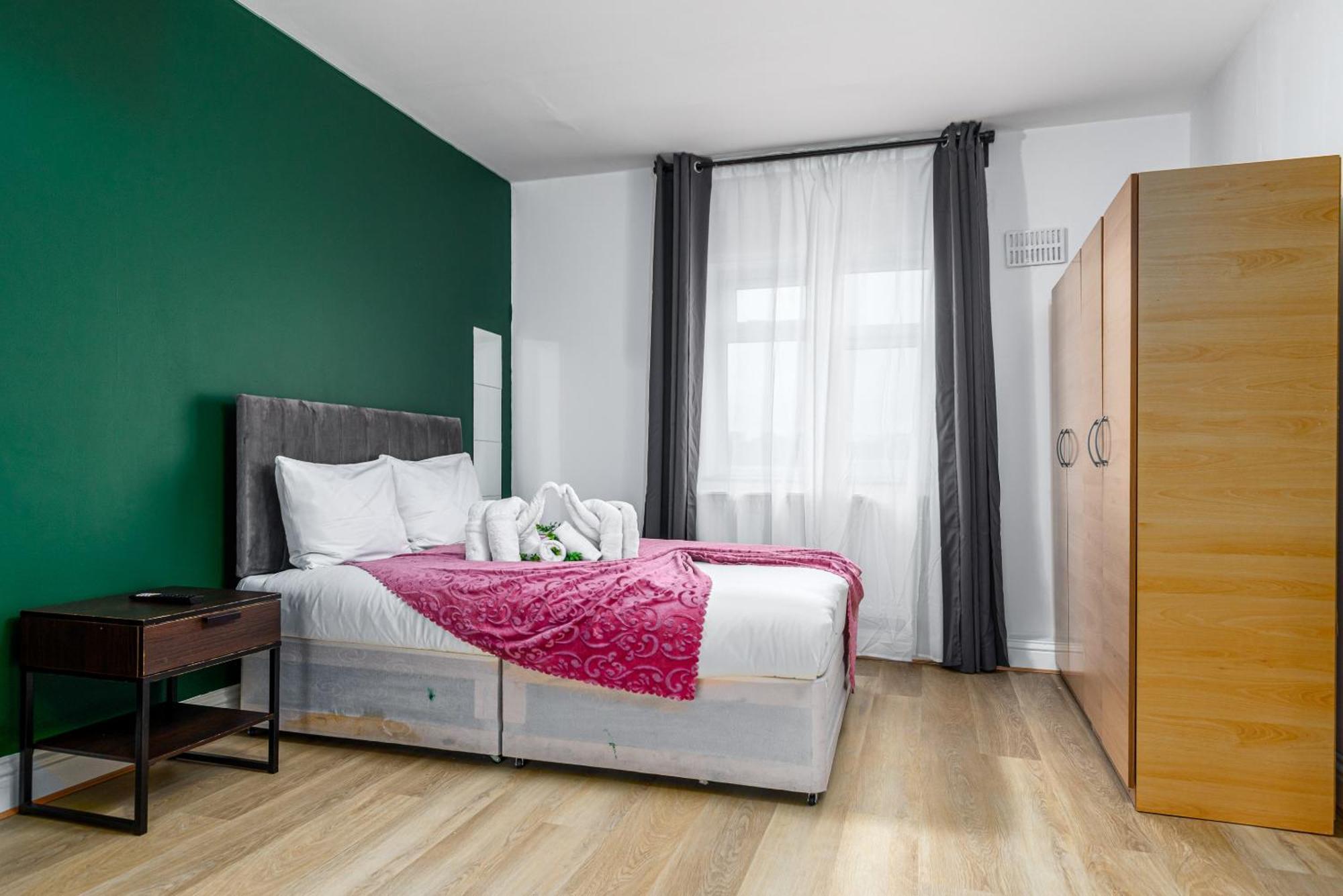 City Gate Guest House Лондон Экстерьер фото