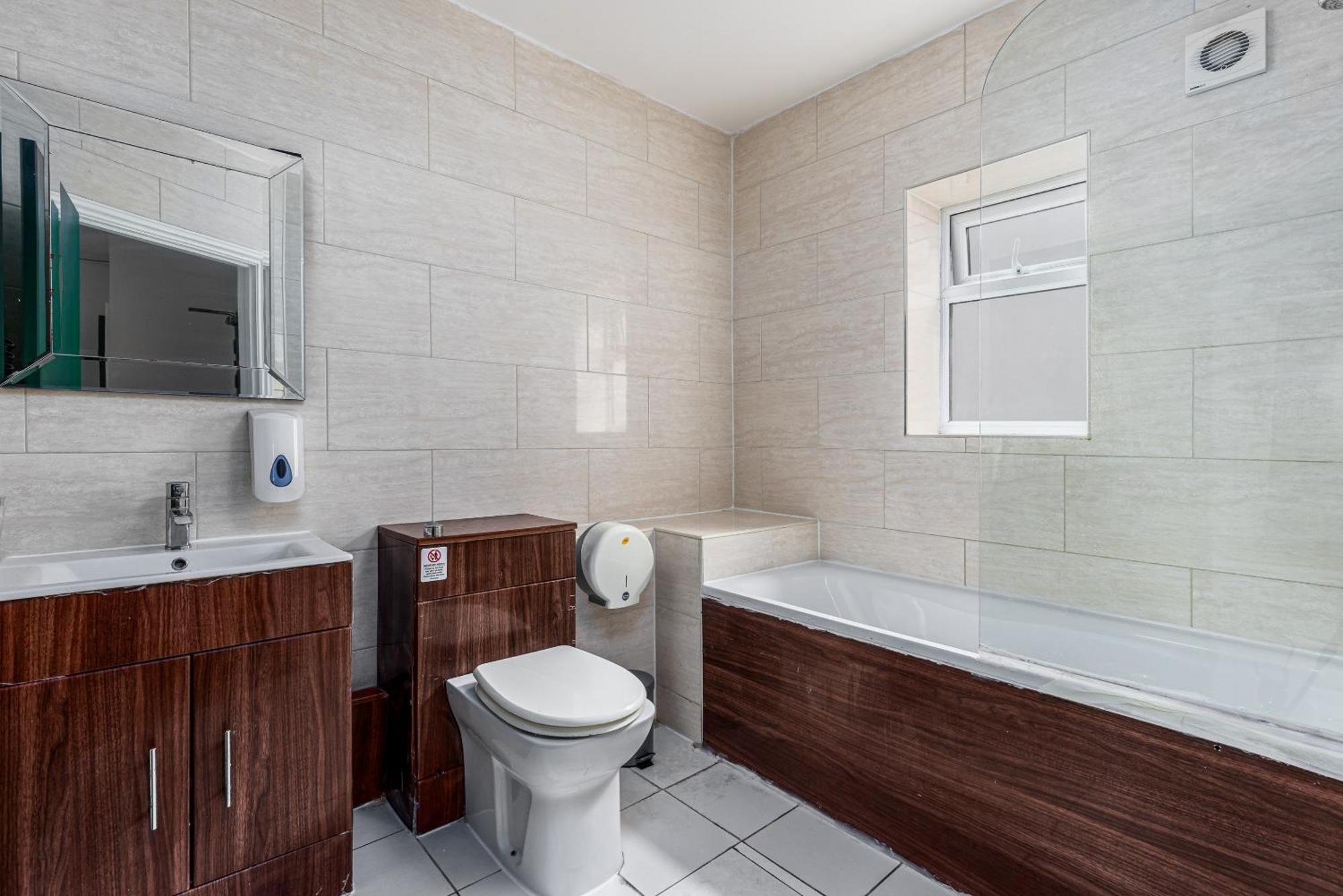 City Gate Guest House Лондон Экстерьер фото